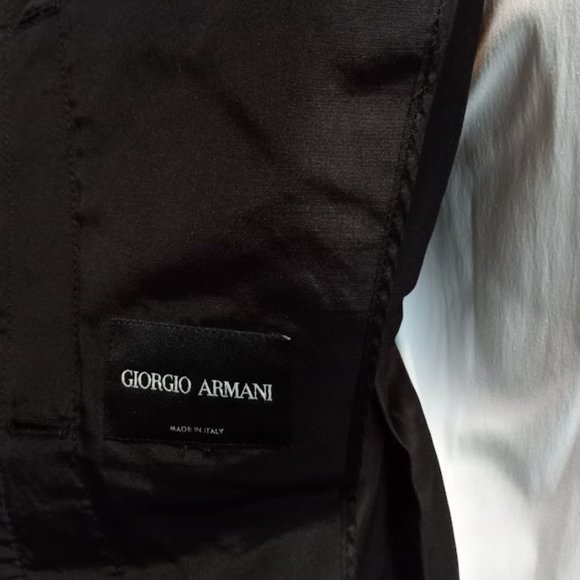 Vintage Giorgio Armani Short Black Jacket Small 4 - Picture 10 of 10